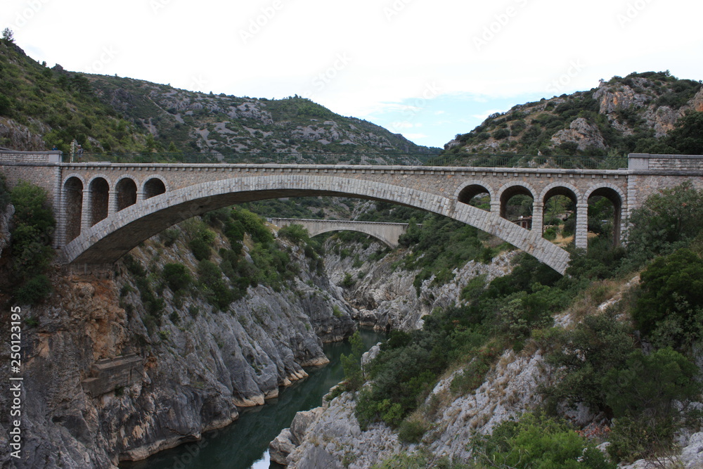 Pont à saint guilhem du désert Pont à saint guilhem du désert