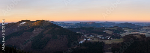 Panorama Ausblick vom Olsberg Gipfel, Sauerland 