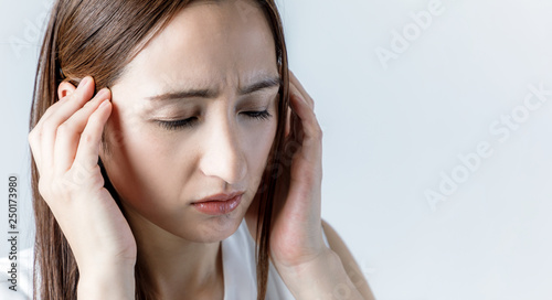 頭痛の女性