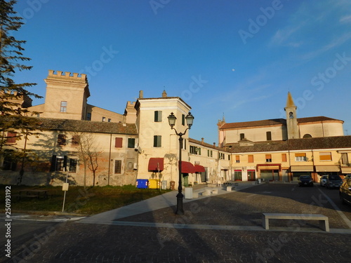 piazza antica in italia  © paolo