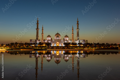 Sheikh Zayed Grand Mosque of Abu Dhabi during dusk