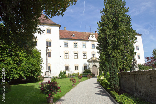 Wallpaper Mural Schloss Wolfegg in Wolfegg, Baden-Württemberg, Deutschland Torontodigital.ca