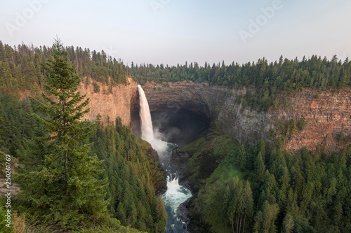 Helmcken Falls, Waterfall, Wells Gray Provincial Park, Murtle River, British Columbia, Canada, North America