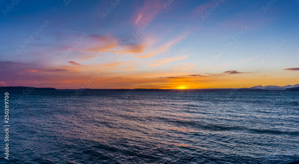 Obraz premium Heavenly Sunset Sky