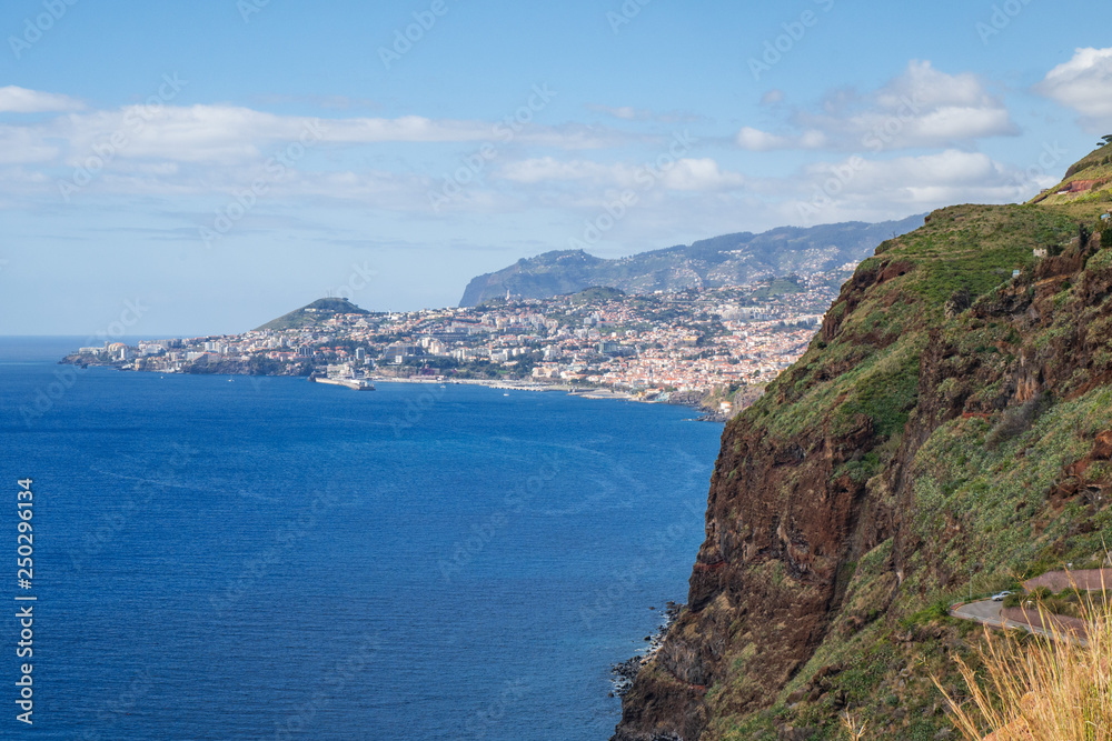Blick von Cristo Rei auf Funchal, Madeira