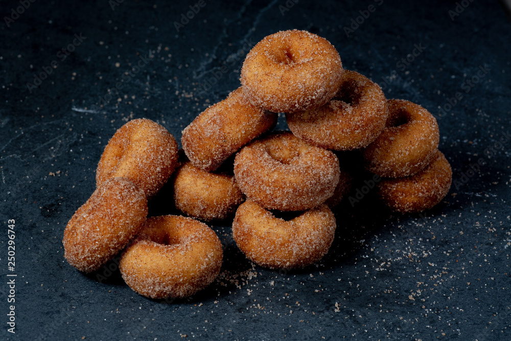Naklejka premium Mini Donuts