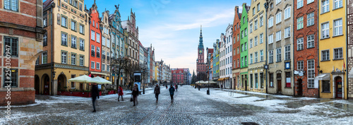 Panorama Gdańska, piękny widok na ulicę Długi Targ