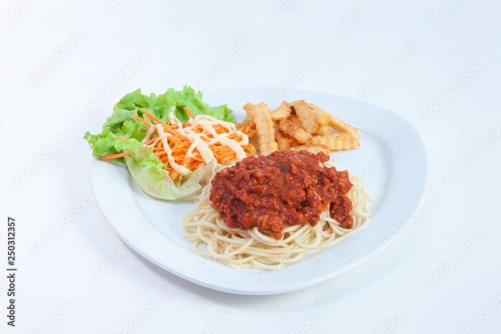 Spaghetti with sauce and salad and Fenfried Spaghetti with sauce and salad and Fenfried