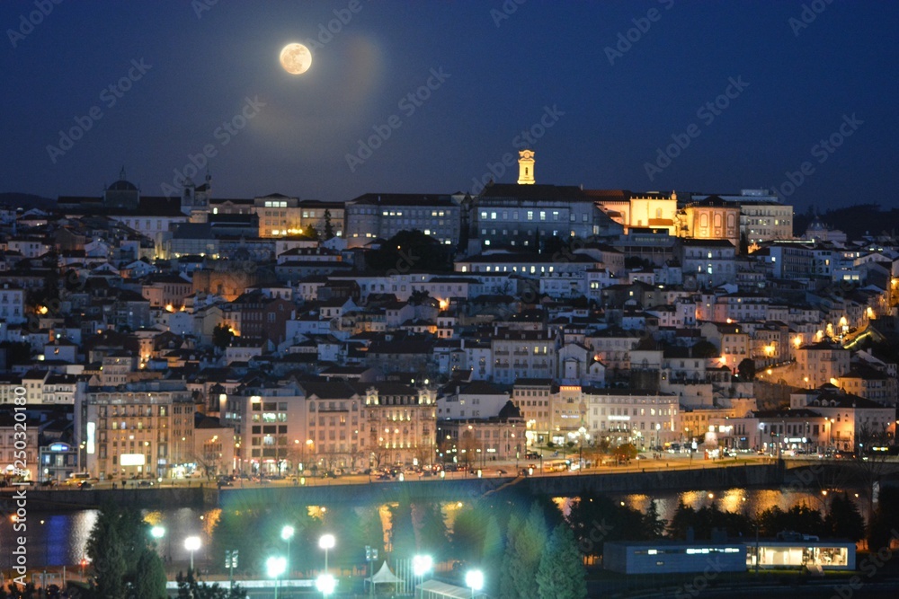 Lua Cheia 19-2-19, In Coimbra