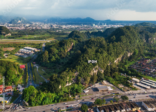 Obraz na plátně IPOH, MALAYSIA - FEBRUARY 5, 2019 : Aerial view at IPOH signage during sunrise