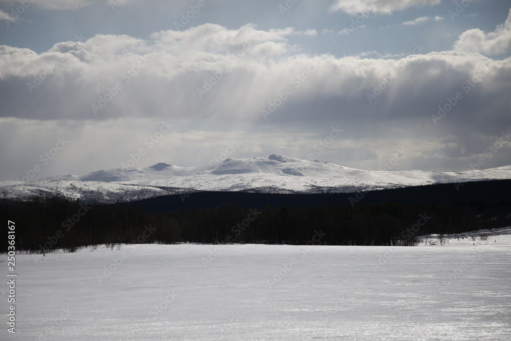 Obraz premium clouds over lake