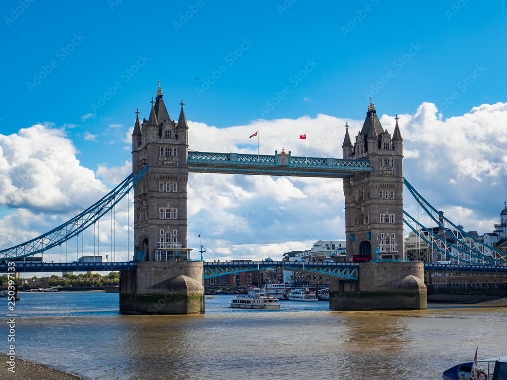 Fototapeta premium View of Tower Bridge over the River Thames in London, UK on a sunny day.
