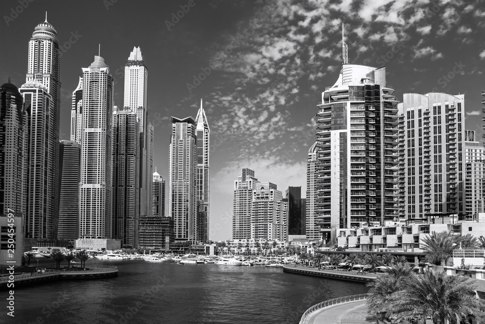 Fototapeta premium Amazing Dubai Marina skyline at sunset, United Arab Emirates
