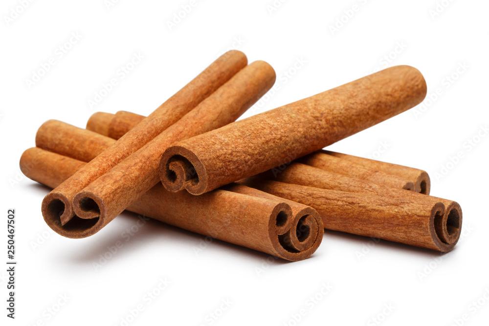 Cinnamon sticks, isolated on white background Cinnamon sticks, isolated on white background