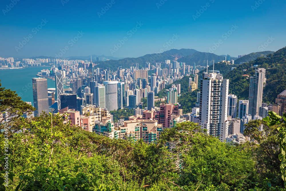 Fototapeta premium View om Hong Kong city skyline from Victoria peak, China
