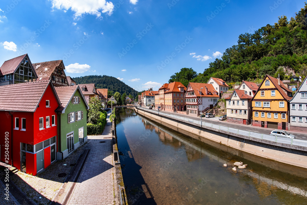Obraz premium Beautiful half-timbered houses on the Nagold shore in Calw city, Black Forrest