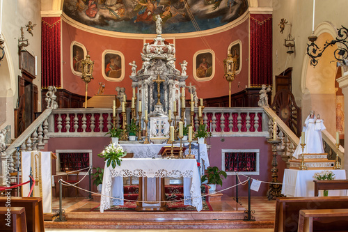 Pfarrkirche des Heiligen Pelagius in Novigrad in Kroatien