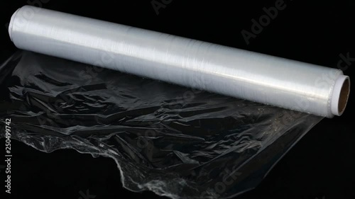 Stretch film for wrapping foods, stretch film in rolls,