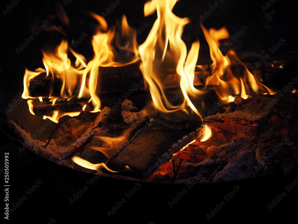 Feuer in der Schale Stock Photo Adobe Stock