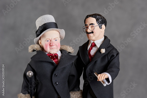 Φωτογραφία Figurines of comedian