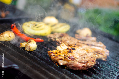 grillowanie mięsa i warzyw
