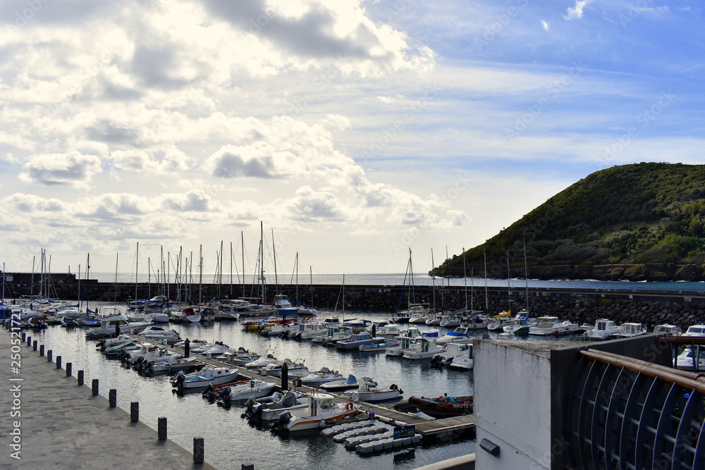 Obraz premium Marina de Angra do Heroísmo