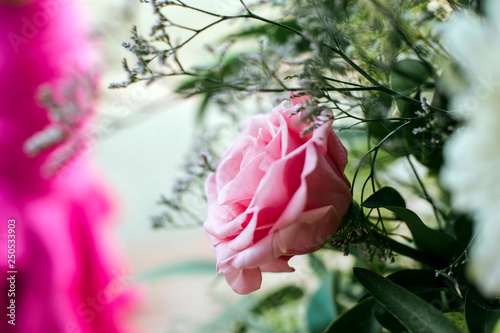 Fototapeta Naklejka Na Ścianę i Meble -  pink roses wedding