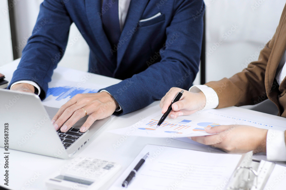 Financial accountant, planner, meeting, business consultation, introduction Financial accountant, planner, meeting, business consultation, introduction