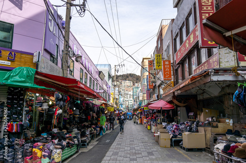 Gukje Market in Busan © aaron90311