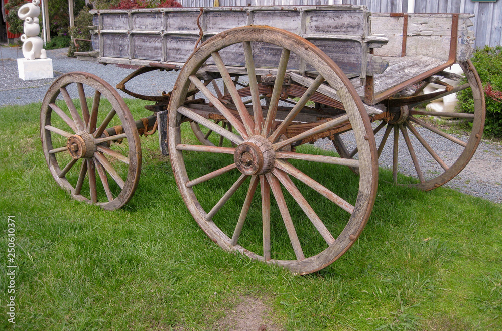 Wooden cart wheels