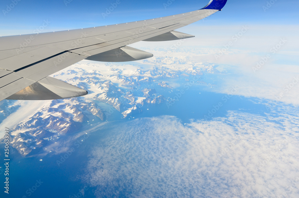 Obraz premium Greenland's east coast from the plane 1