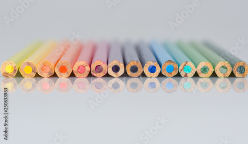 lápis colorido