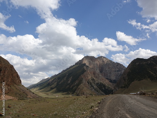 The road to the pass "33 parrots" in Kyrgyzstan. August 2018.