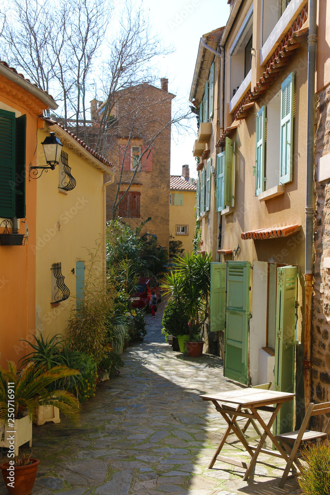 BORMES LES MIMOSAS