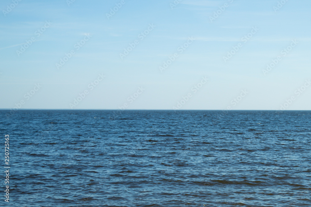Obraz premium Water surface on Kyiv Sea