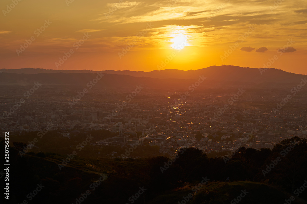 Fototapeta premium 奈良公園若草山からの夕景