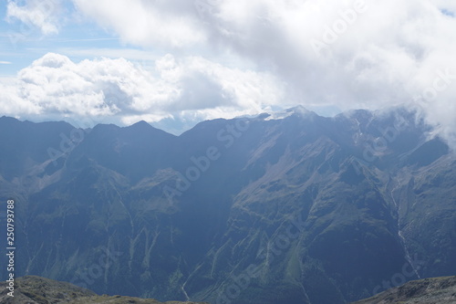 Fototapeta Naklejka Na Ścianę i Meble -  Bergwelt (Alpen) in Sölden, Tirol, Österreich