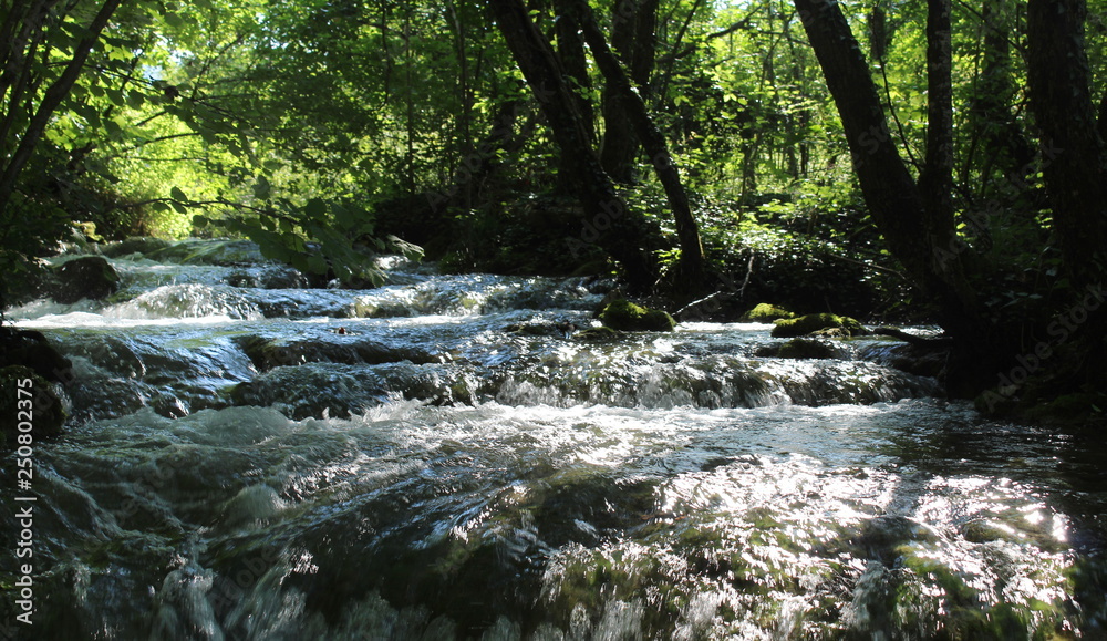 Fototapeta premium Cascate naturali nel parco Nazionale