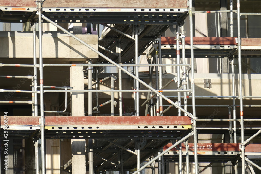 Fototapeta premium Baugerüst, Hausfassade, Rohbau