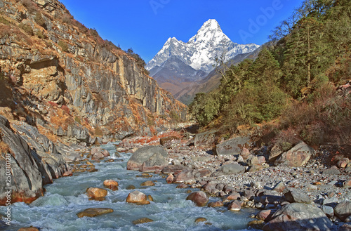 View on beautiful Ama Dablam mountain and small river , Everest Region, Sagarmatha National Park, Khumbu valley, Solukhumbu, Himalayas mountains, Nepal 