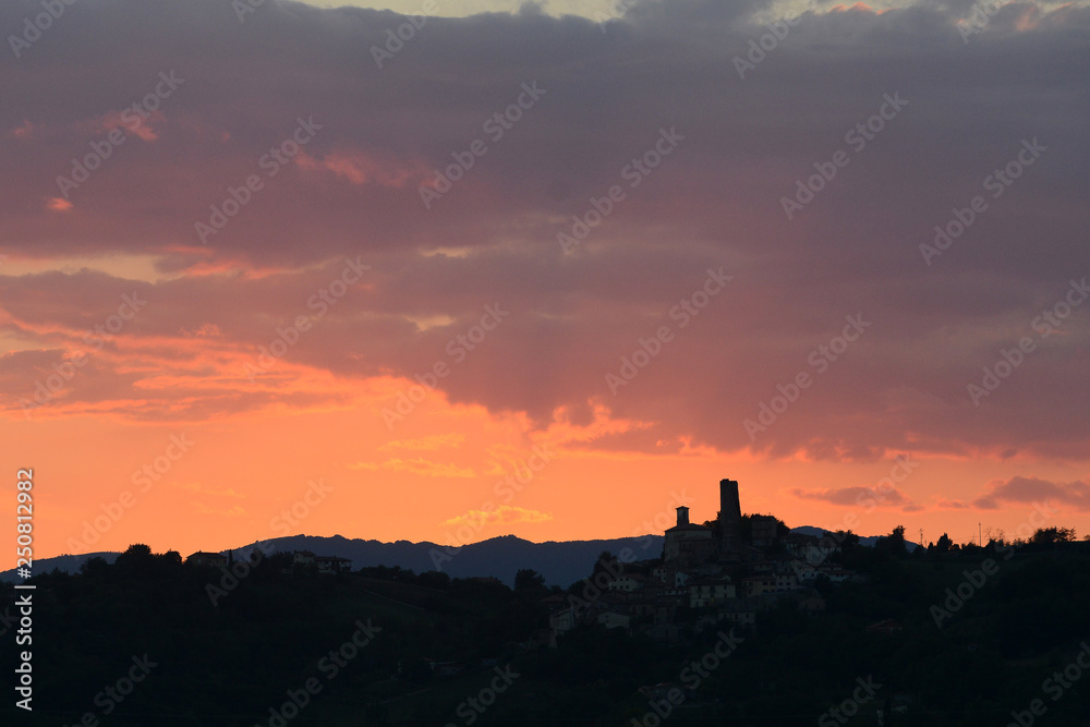 Fototapeta premium Tramonto su Castelfranco