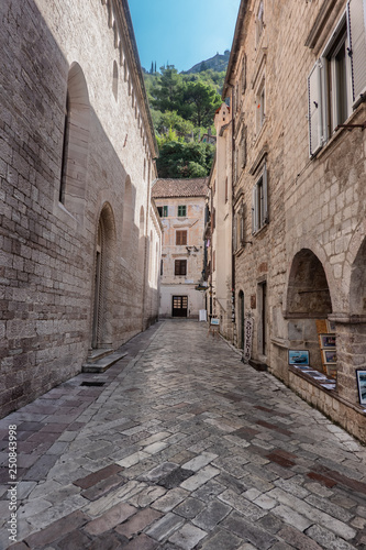 Small streets and shops in Kotor city in Montenegro © Frankix