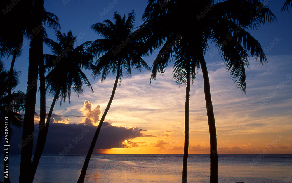 グアムの夕日 Stock 写真 Adobe Stock