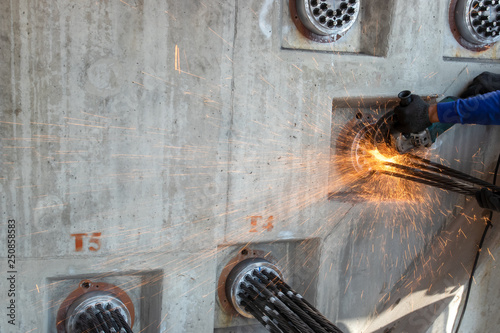 High strength rebar cutting, Cutting prestressed concrete wire