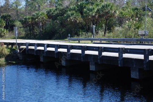 Tamiami Trail Straße  photo