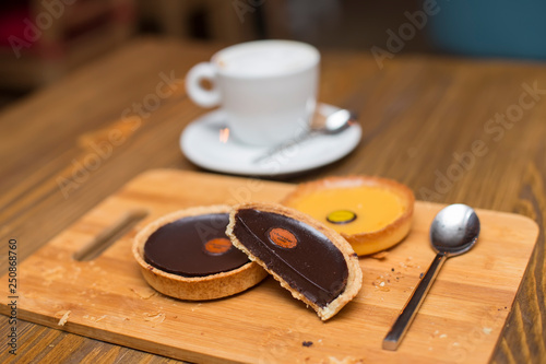Dark chocolate and lemon ta...