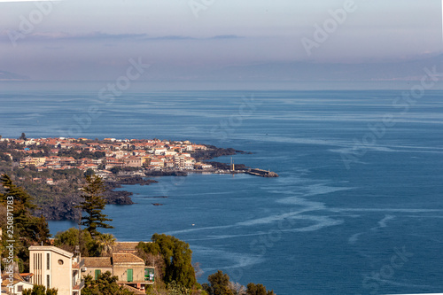 Fototapeta Naklejka Na Ścianę i Meble -  Coast of Acireale in Sicily