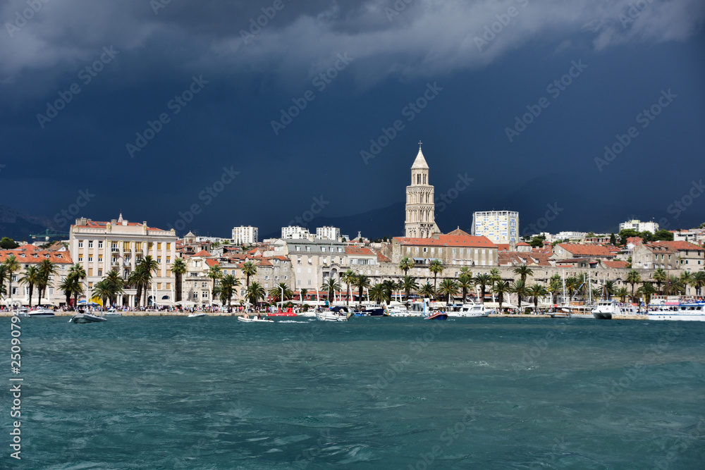 Split, Hafen, Gewitter, Wetter, Wolken, Meer, Wellen, Kroatien
