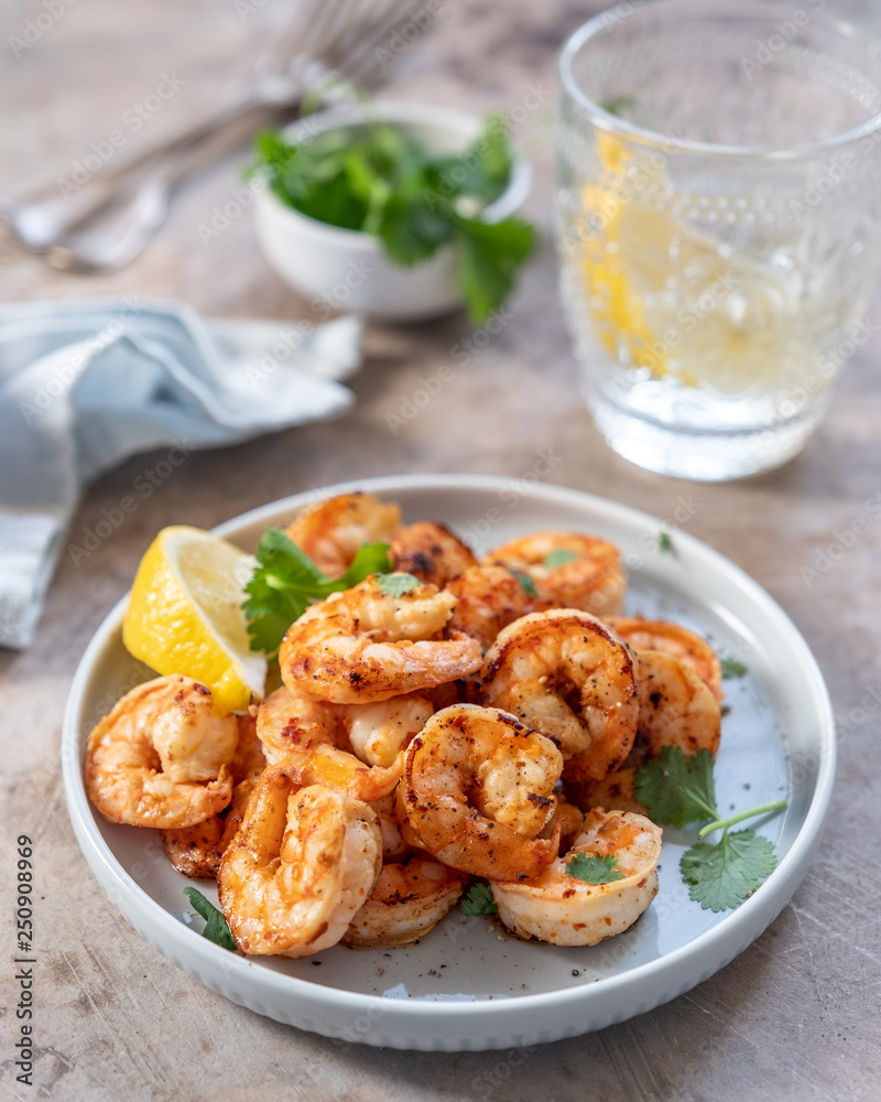 Spicy garlic chilli Prawns Shrimps with lemon and cilantro Spicy garlic chilli Prawns Shrimps with lemon and cilantro