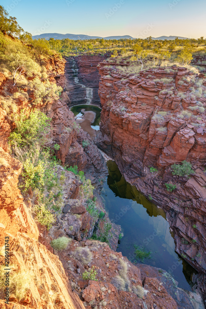 joffre gorge lookout in karijini national park, western australia 4
